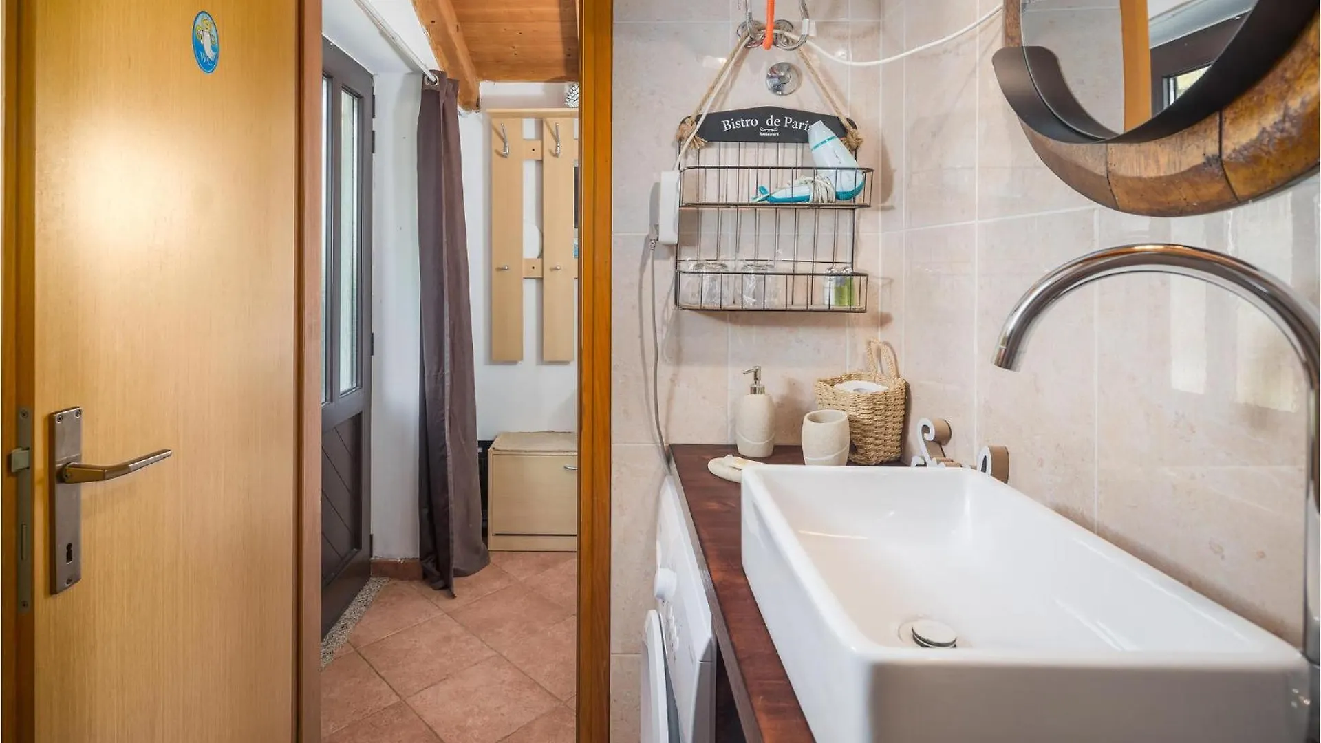 Stunning Home In Kukci With Kitchen Holiday home