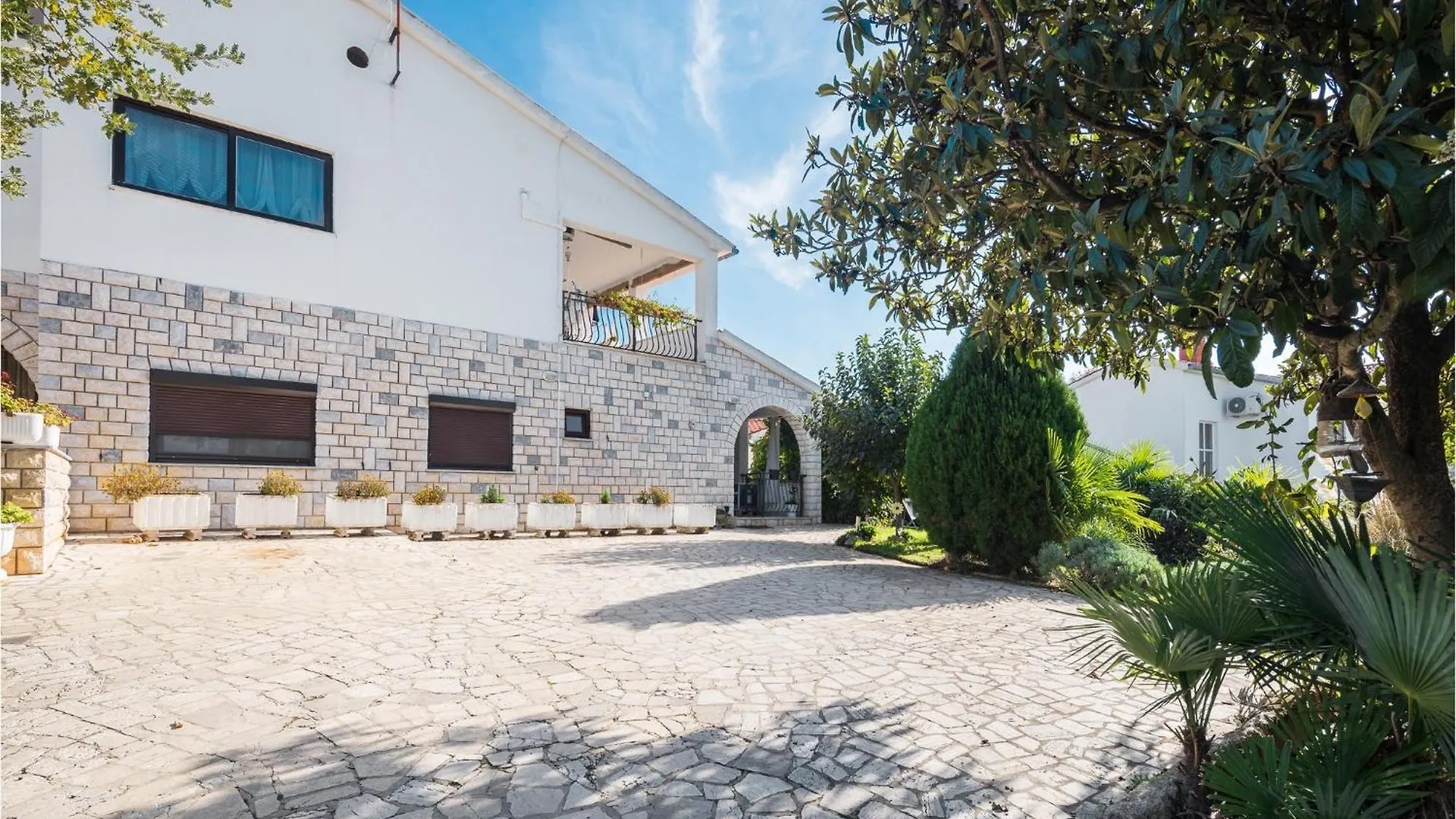 Stunning Home In Kukci With Kitchen Holiday home